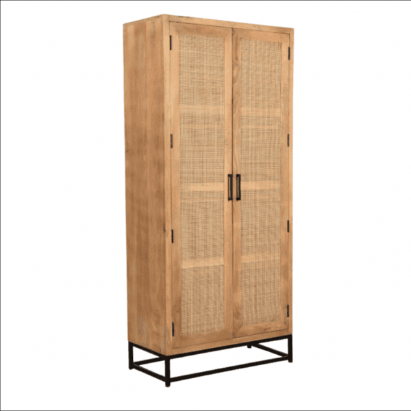 Sakey Wardrobe
